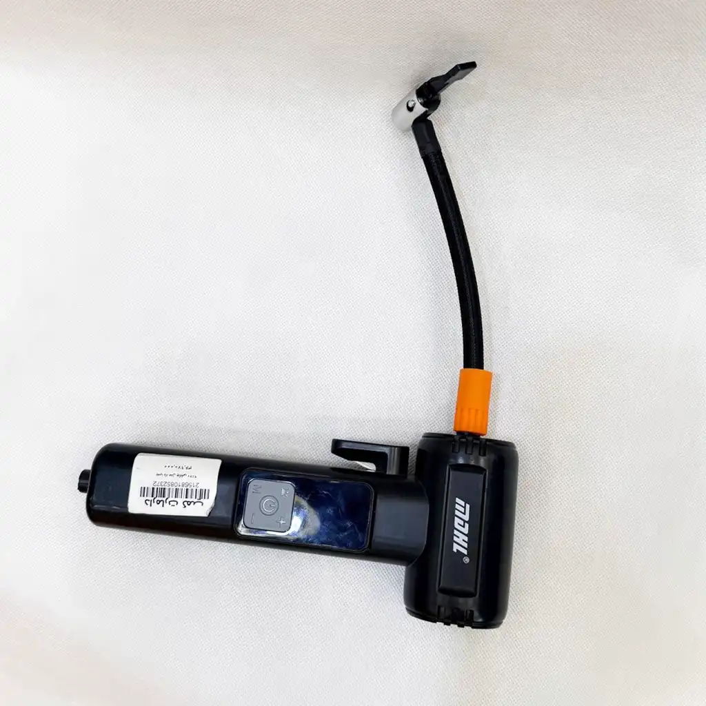 پمپ باد چندمنظوره MDHL MD-9170 Safety Hammer Inflator با چکش اضطراری، کاتر کمری، نمایشگر دیجیتال و پاوربانک 8 پمپ باد چندمنظوره MDHL MD-9170 Safety Hammer Inflator با چکش اضطراری، کاتر کمری، نمایشگر دیجیتال و پاوربانک