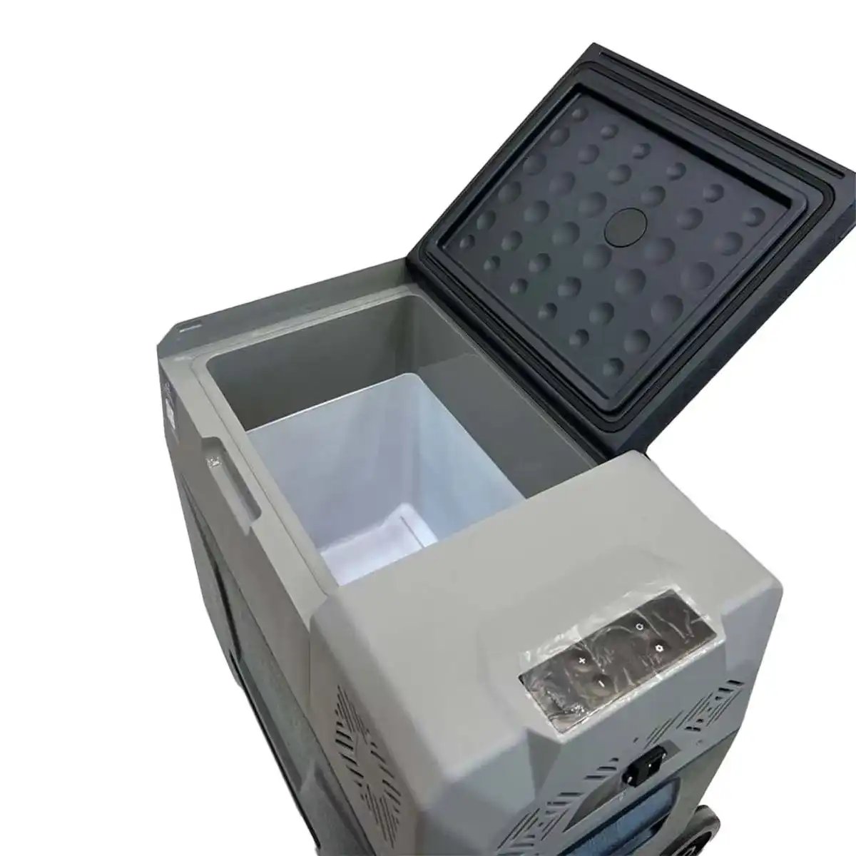 یخچال و فریزر مسافرتی ۴۰ لیتری آلپیکول (Alpicool) مدل CX40 – چرخدار و فول آپشن 9 یخچال و فریزر مسافرتی ۴۰ لیتری آلپیکول (Alpicool) مدل CX40 – چرخدار و فول آپشن