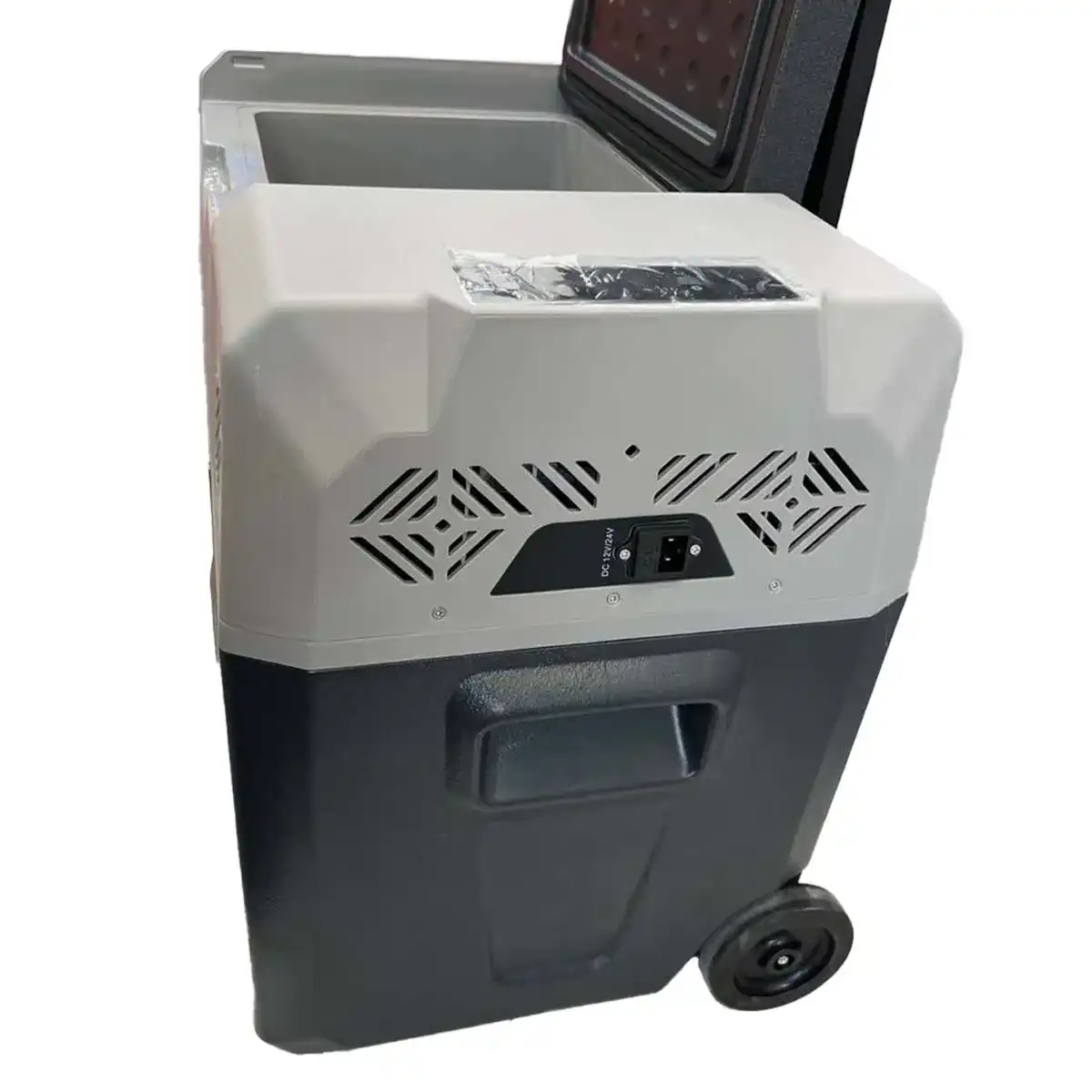 یخچال و فریزر مسافرتی ۴۰ لیتری آلپیکول (Alpicool) مدل CX40 – چرخدار و فول آپشن 4 یخچال و فریزر مسافرتی ۴۰ لیتری آلپیکول (Alpicool) مدل CX40 – چرخدار و فول آپشن